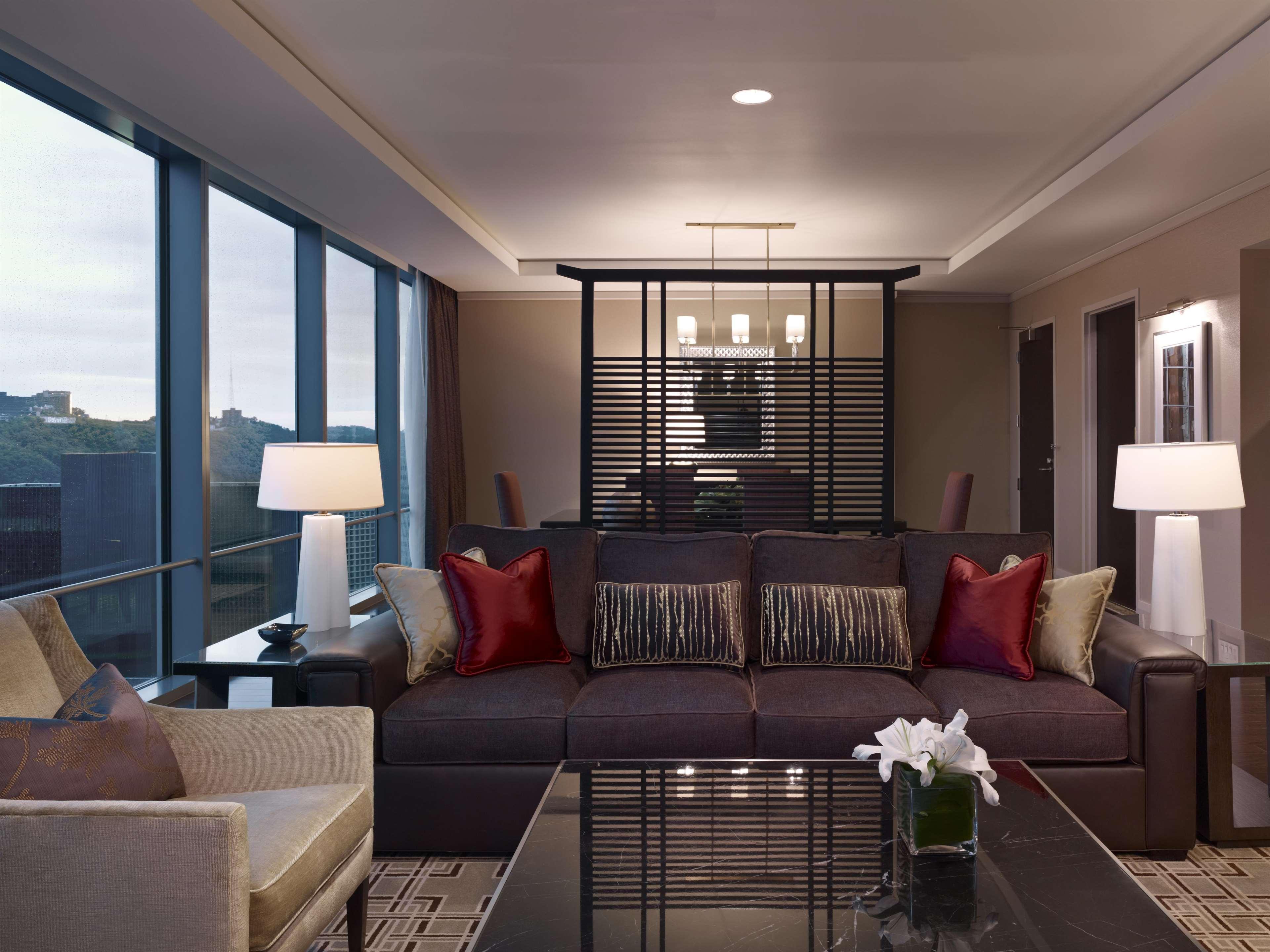 Fairmont Pittsburgh Hotel Exterior photo